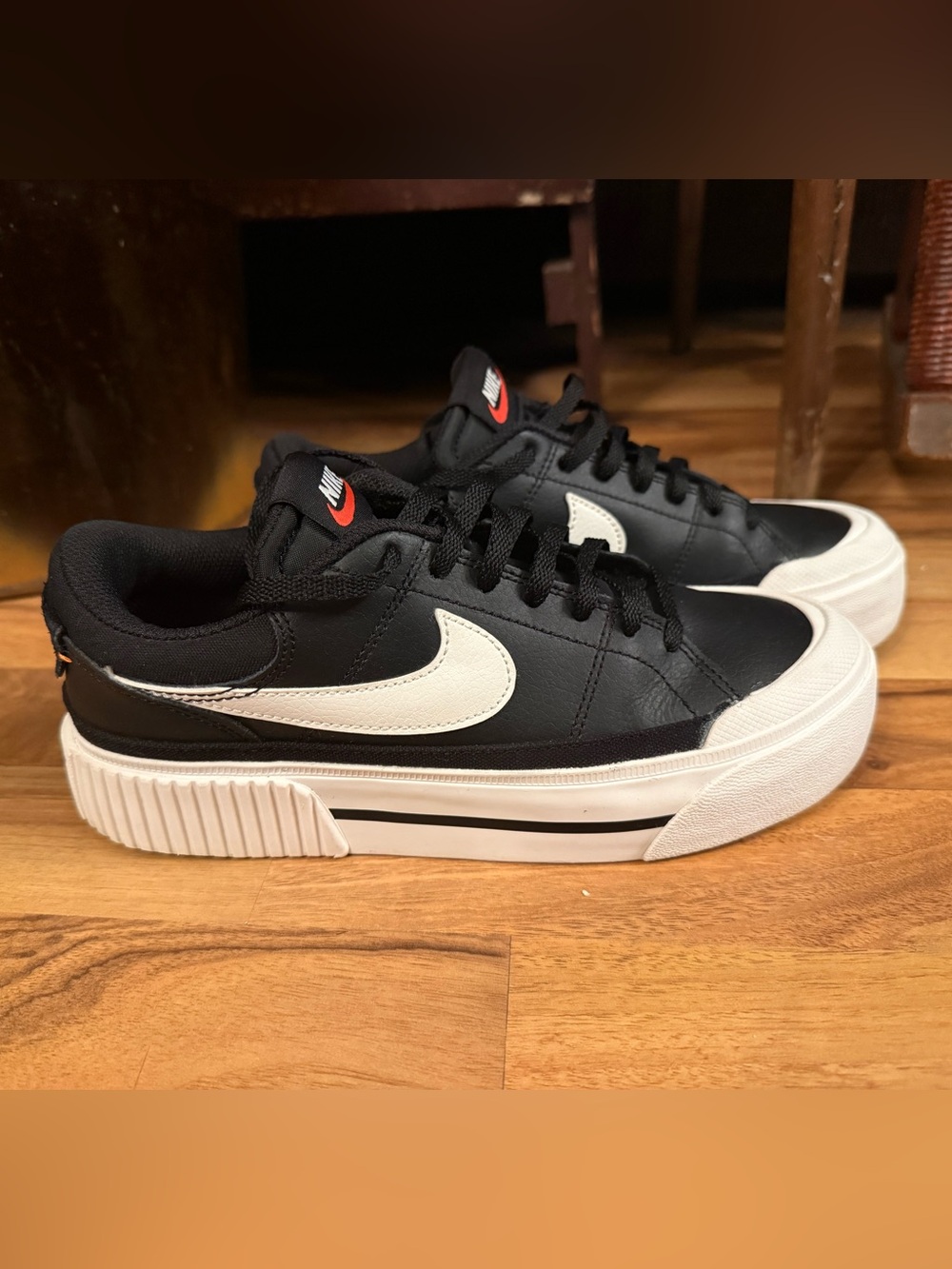 Nike Court Legacy Lift women's sneakers shoes black and white colorway size 6.5